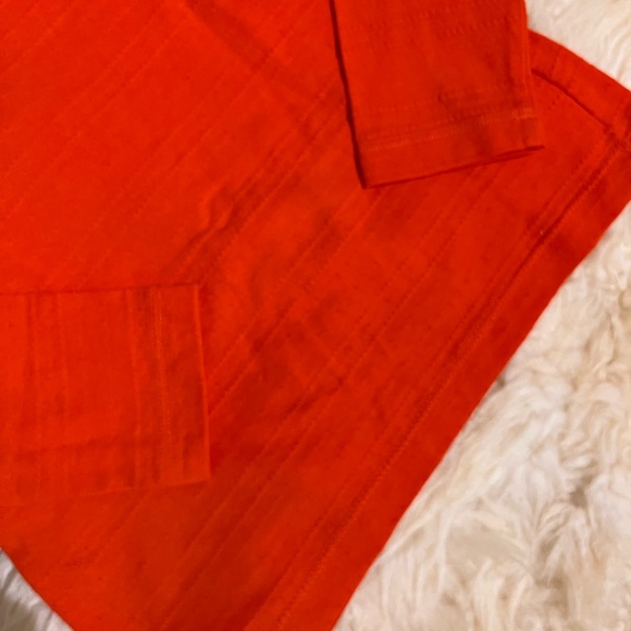 Set of 2! Tommy Hilfiger cozy blue sweatshirt and orange vest with zip - Picture 6 of 7